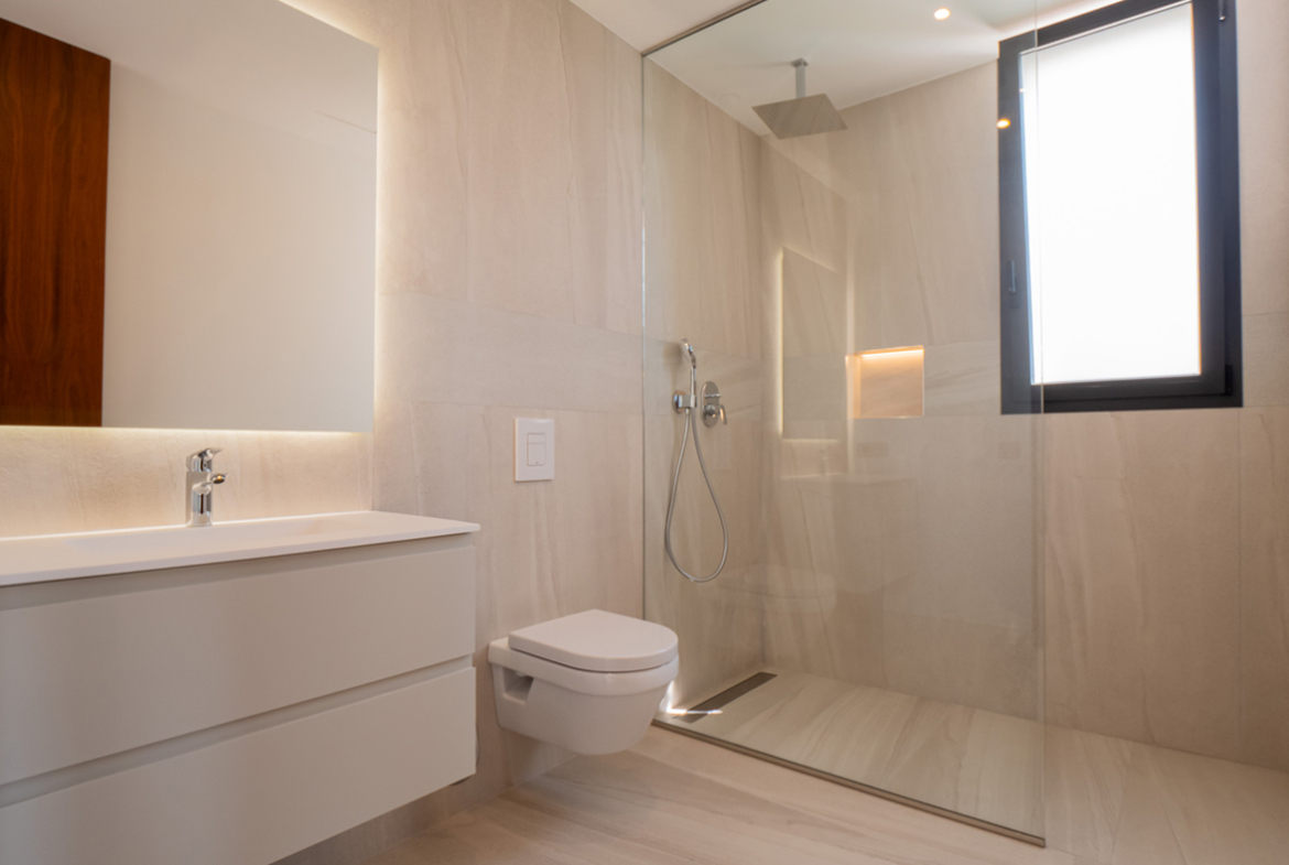 Villa in Finestrat_EPHSVV_nw_badkamer_01