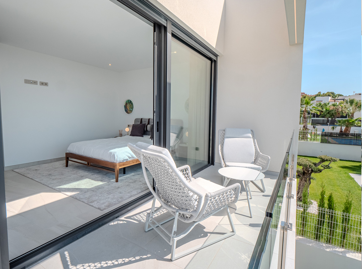 Villa in Finestrat_EPHSVV_nw_teras_slaapkamer_01