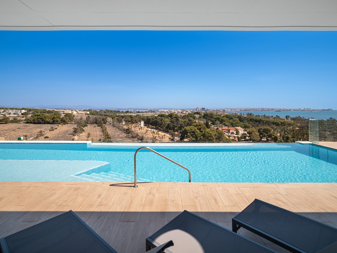 Appartement in Punta Prima_OcDr_nw_zwembad_02