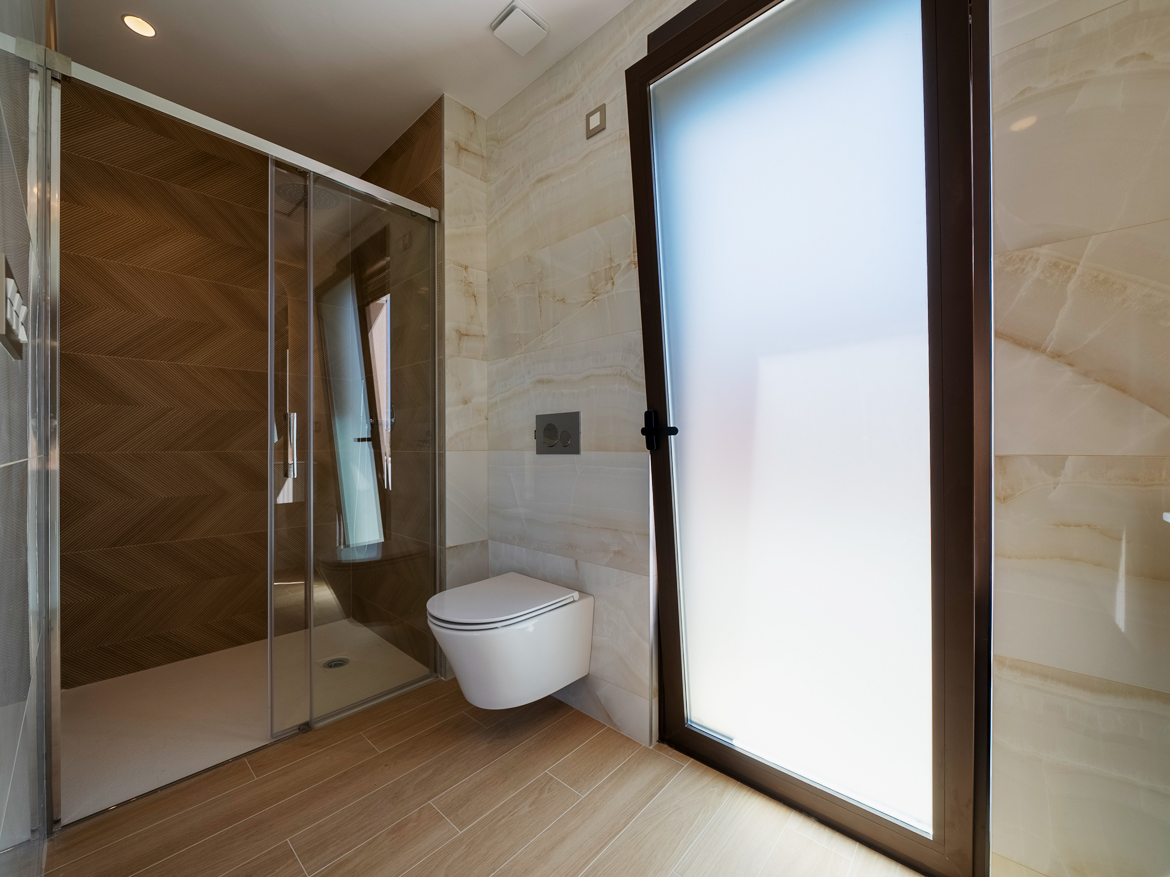 Duplex villa in Finestrat_CTL_nw_badkamer