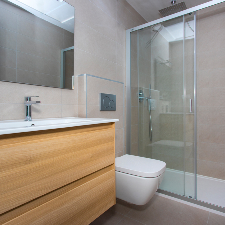 Appartement in Santa Pola_SunsB1_nw_badkamer_01