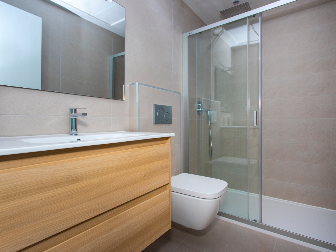 Appartement in Santa Pola_SunsB1_nw_badkamer_01