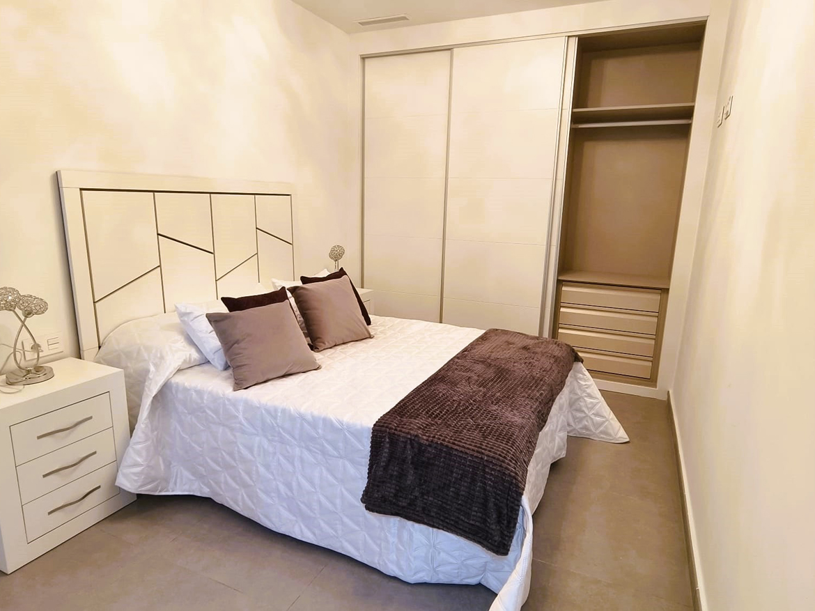 Villa in Rojales_ALB2_slaapkamer_01