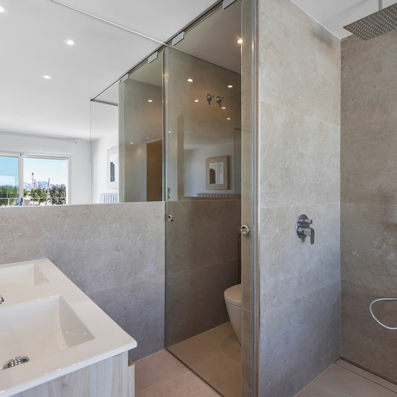 Appartement in Dolores_MKN_badkamer_01