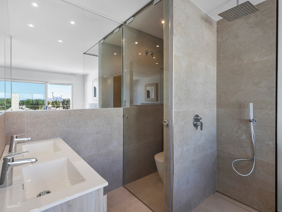 Appartement in Dolores_MKN_badkamer_01