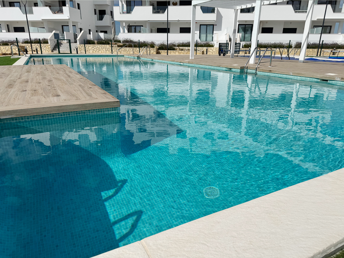 Appartement op Santa Rosalia_LVH_RFL_zwembad_01