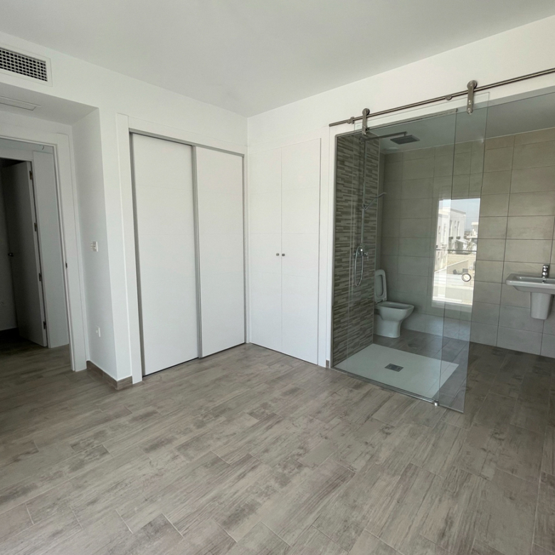 Villa in Gran Alacant_MLND_badkamer_02