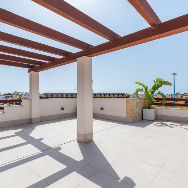 Villa in Vera Playa_estr_nw_solarium_01