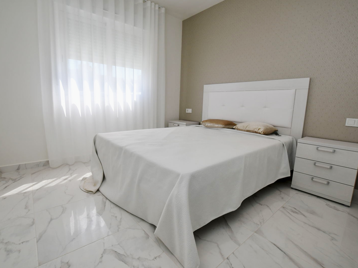 Appartement in San Miguel de Salinas_SLN_nw_bg_slaapkamer_01