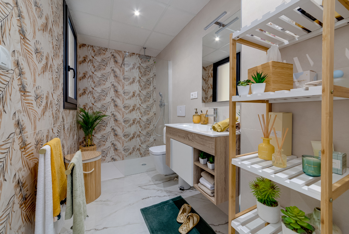 Appartement in Torrevieja_DLH_nw_badkamer_01